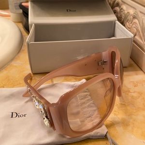 NWOT authentic Christian Dior sunglasses